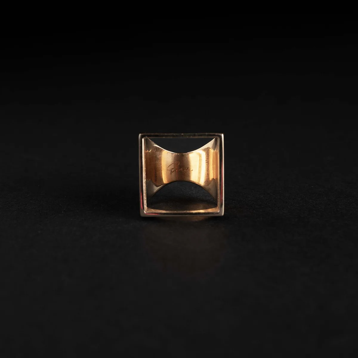 Square Frame Ring（スクエアフレーム リング） 写真1